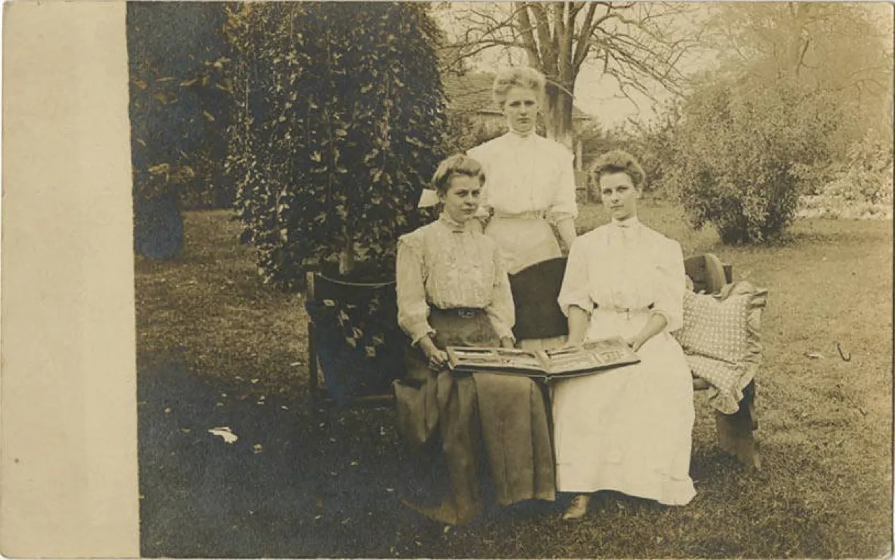 A postcard album: this is what the early-century “feed” looked like